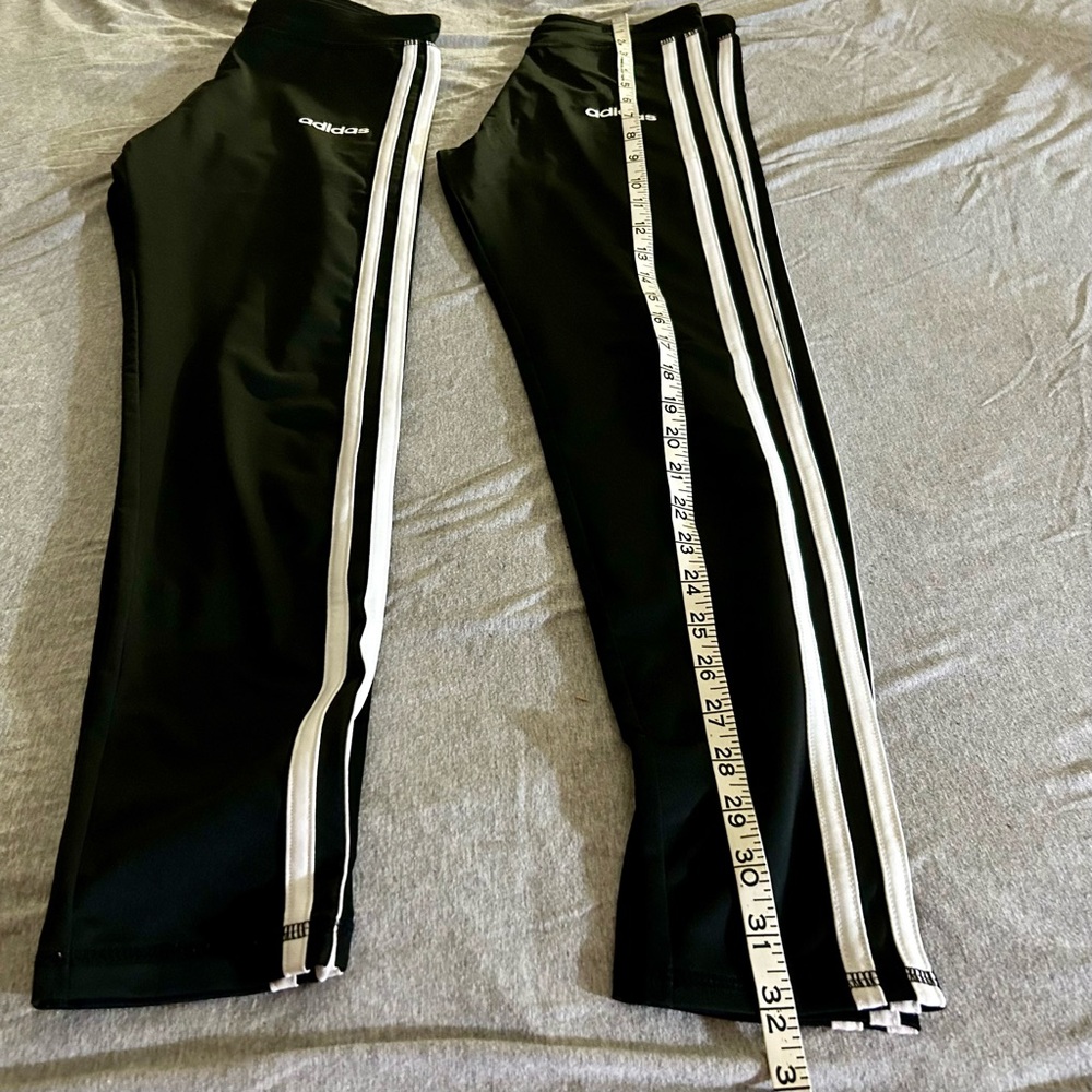 Bundle of 2 Adidas Girls Leggings 12